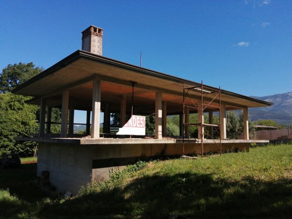 casa indipendente in vendita a Sezze