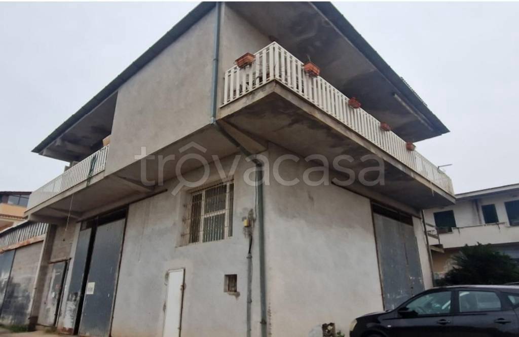 appartamento in vendita a Sezze in zona Sezze Scalo