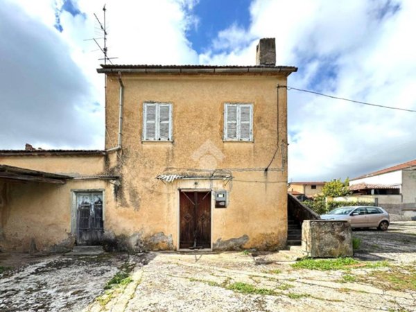 casa indipendente in vendita a Sezze in zona Croce Moschitto