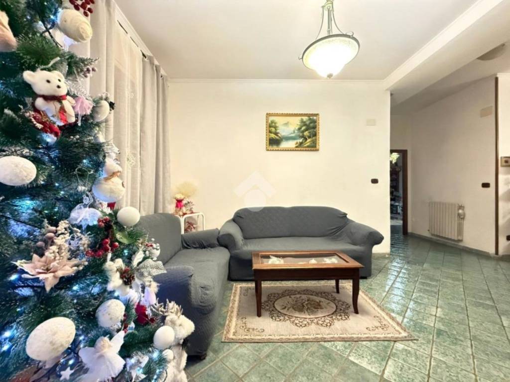 appartamento in vendita a Sezze in zona Sezze Scalo