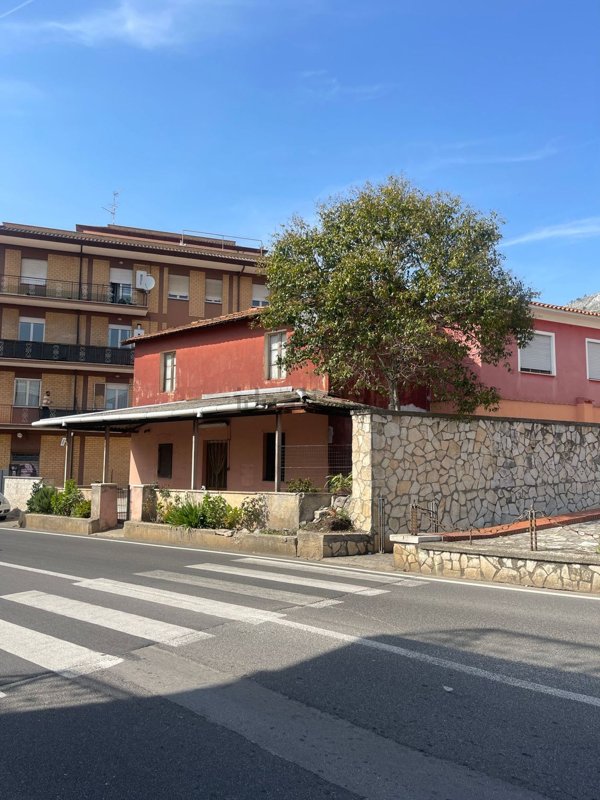 appartamento in vendita a Sezze in zona Sezze Scalo