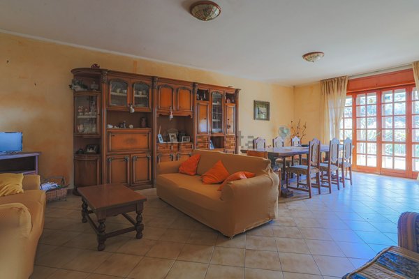 casa indipendente in vendita a Sezze