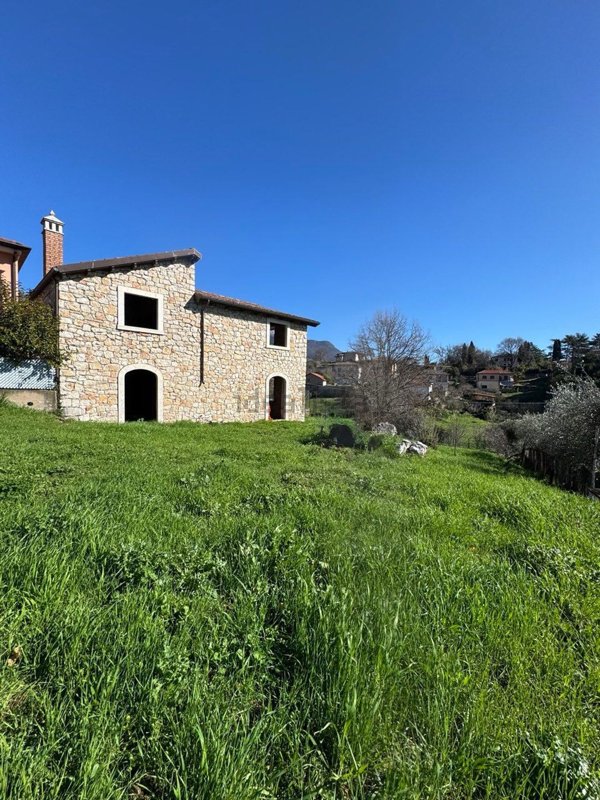 casa indipendente in vendita a Sezze