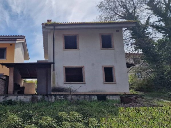 appartamento in vendita a Sezze in zona Colli