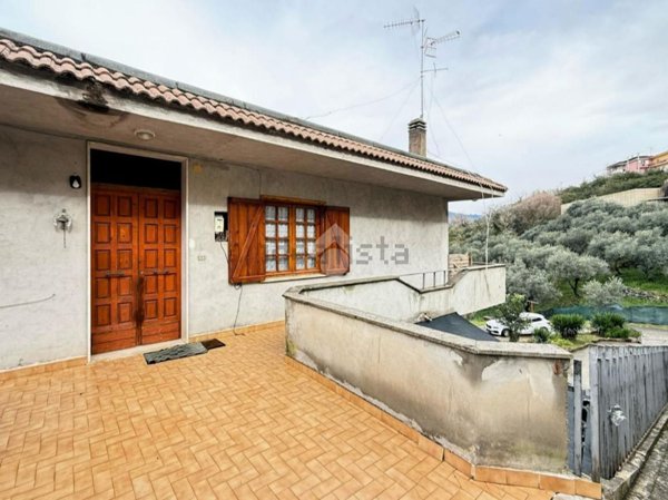 casa semindipendente in vendita a Sezze