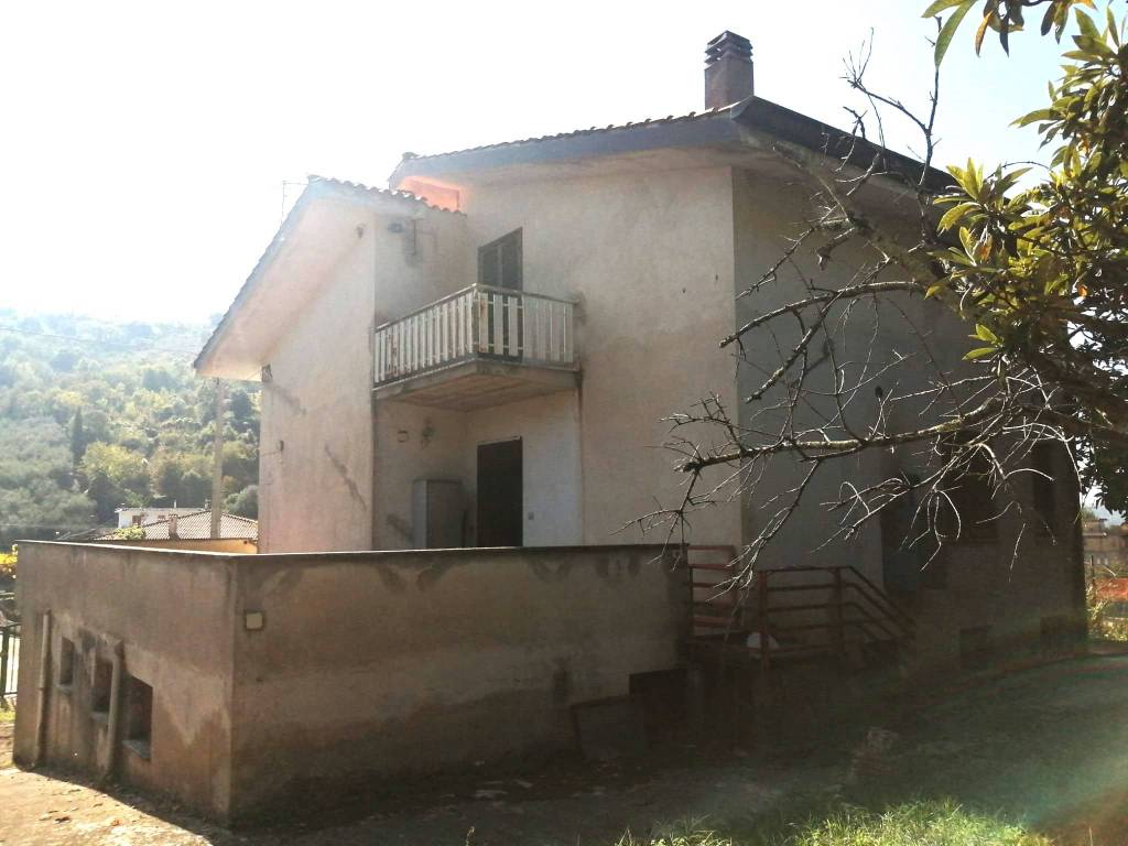 casa indipendente in vendita a Sezze