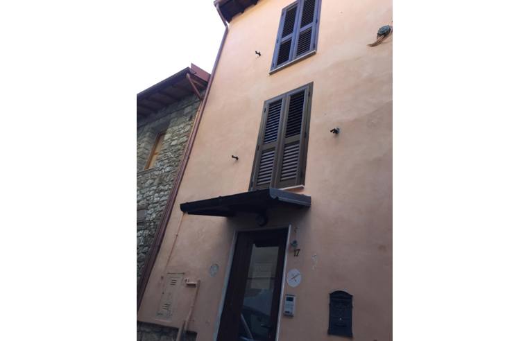 casa indipendente in vendita a Sezze