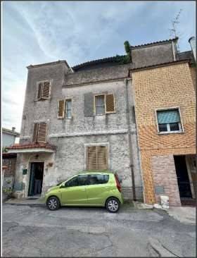 appartamento in vendita a Sezze in zona Sezze Scalo