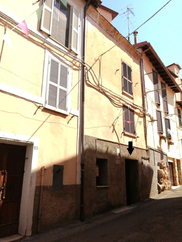 casa indipendente in vendita a Sezze