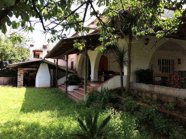 casa indipendente in vendita a Sezze