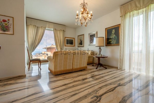 casa indipendente in vendita a Sezze
