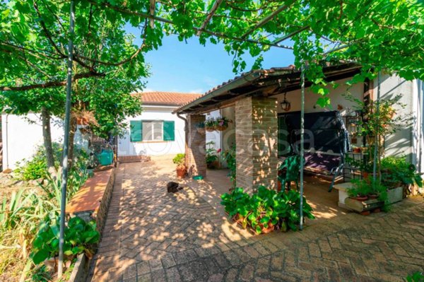casa indipendente in vendita a Sezze