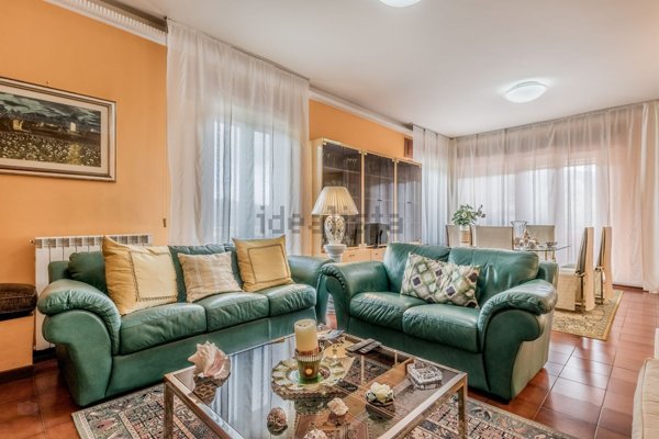 casa indipendente in vendita a Sezze