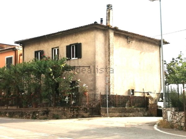 casa indipendente in vendita a Sezze