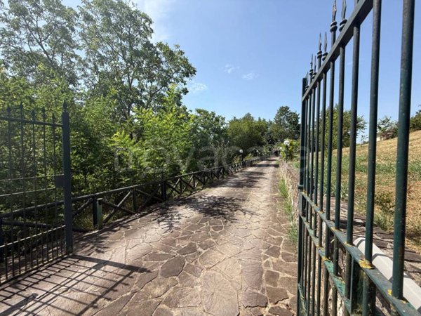 casa indipendente in vendita a Sezze