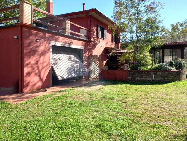 casa indipendente in vendita a Sezze in zona Croce Moschitto