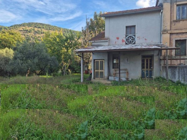 appartamento in vendita a Sezze in zona Suso