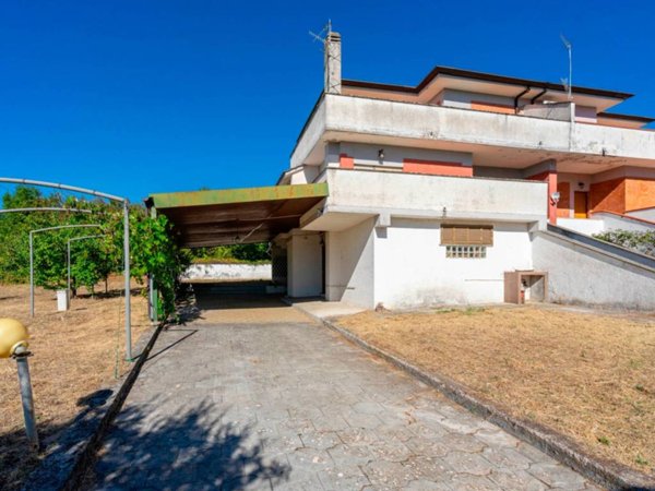 casa indipendente in vendita a Sezze in zona Casali