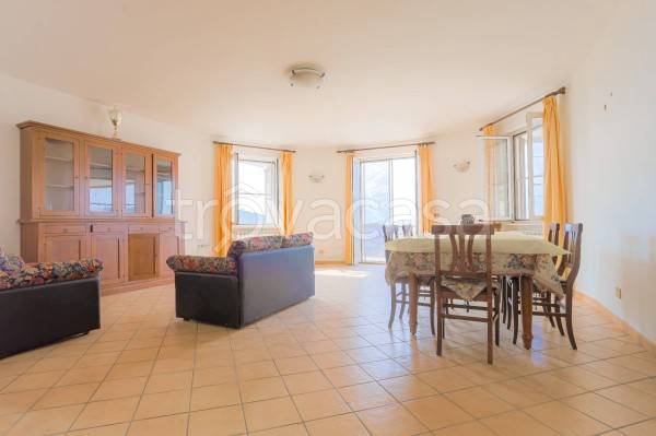 casa indipendente in vendita a Sezze