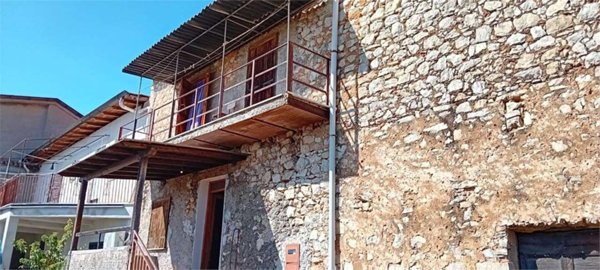negozio in vendita a Sonnino in zona Fienili