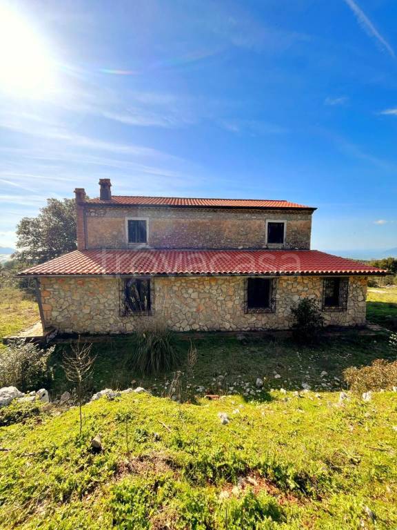 casa indipendente in vendita a Sonnino