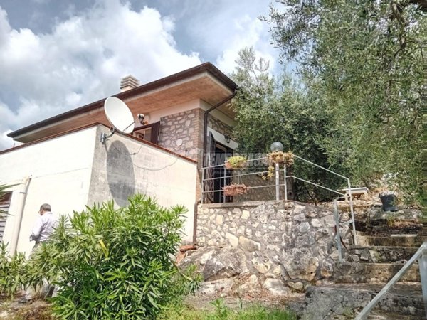 casa indipendente in vendita a Sonnino