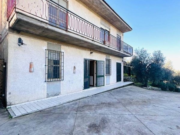 casa indipendente in vendita a Sonnino