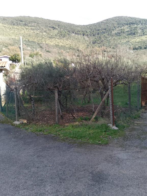 casa indipendente in vendita a Sonnino in zona Cerreto