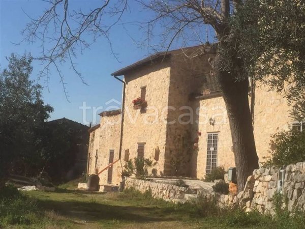 bivano in vendita a Sonnino in zona Fienili