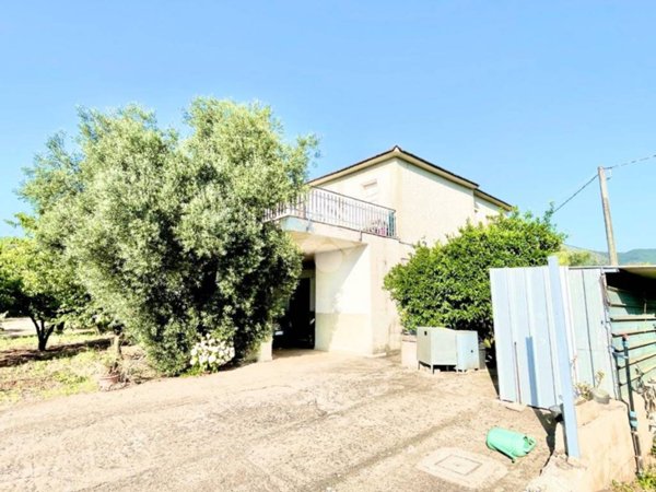 appartamento in vendita a Sonnino in zona Capocroce