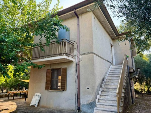 casa indipendente in vendita a Sonnino