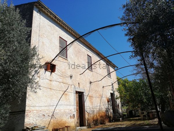 casa indipendente in vendita a Sonnino