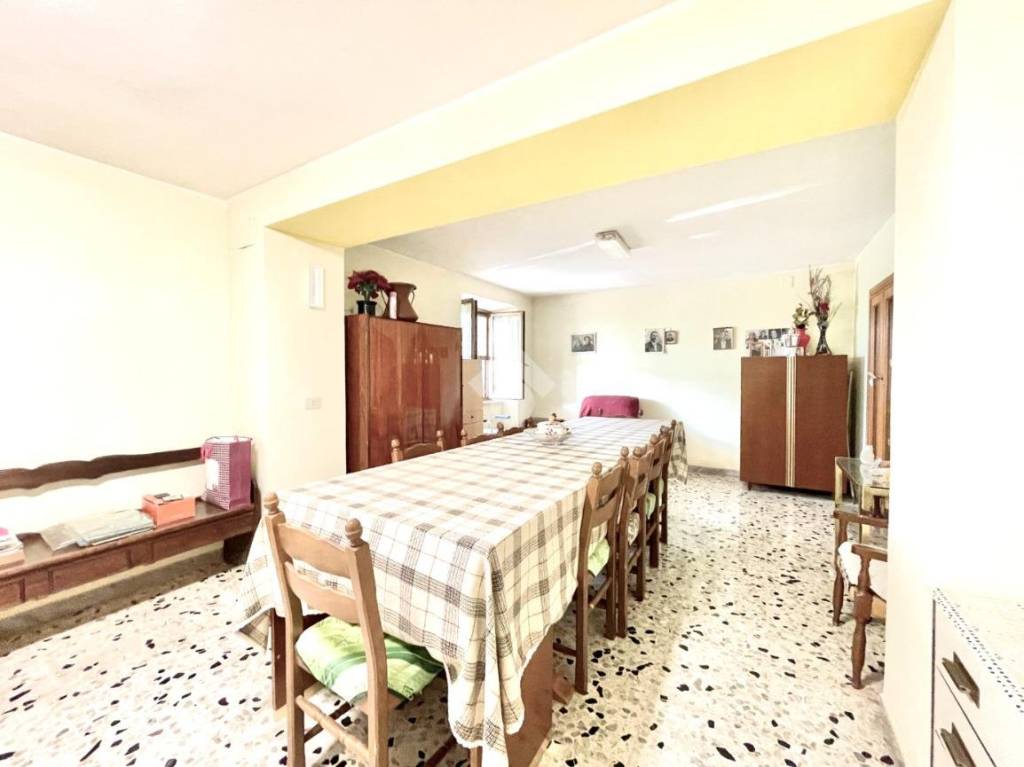 appartamento in vendita a Sonnino in zona Capocroce