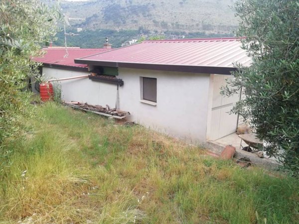 casa indipendente in vendita a Sonnino