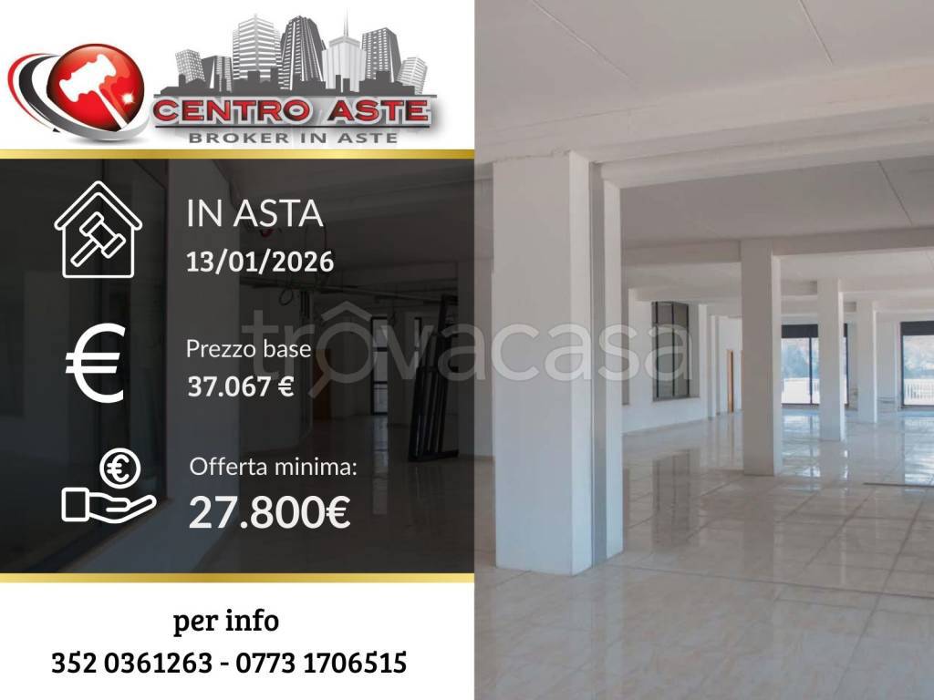 negozio in vendita a Sonnino in zona Capocroce