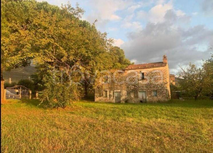 casa indipendente in vendita a Sonnino in zona Capocroce