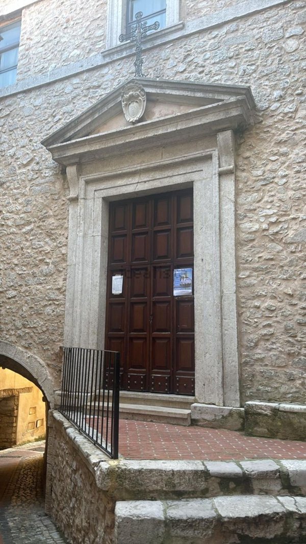 appartamento in vendita a Sonnino in zona Sonnino Scalo