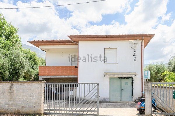appartamento in vendita a Sonnino in zona Fienili