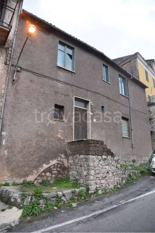 appartamento in vendita a Sonnino in zona Sonnino Scalo