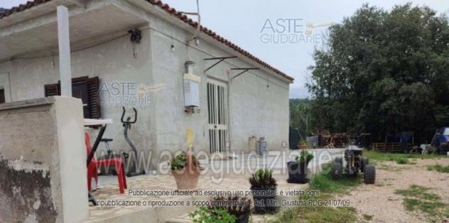 casa indipendente in vendita a Sonnino in zona Sonnino Scalo