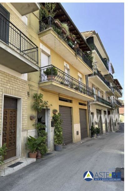 appartamento in vendita a Sonnino in zona Sonnino Scalo