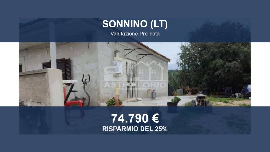 casa indipendente in vendita a Sonnino in zona Fienili