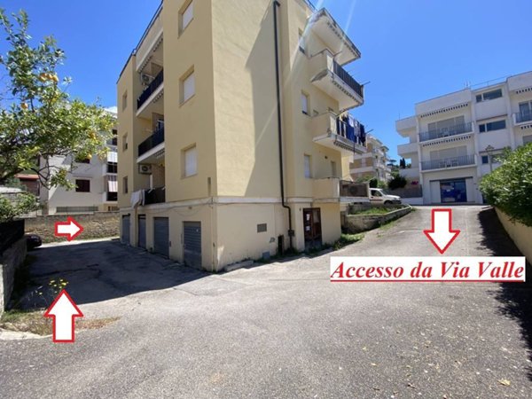 locale commerciale in vendita a Sperlonga