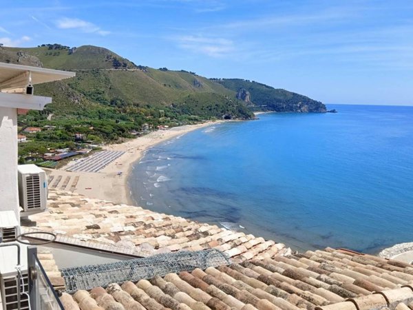 casa indipendente in vendita a Sperlonga