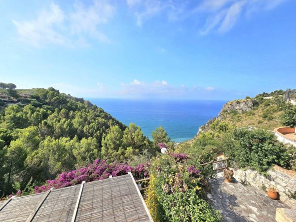 appartamento in vendita a Sperlonga