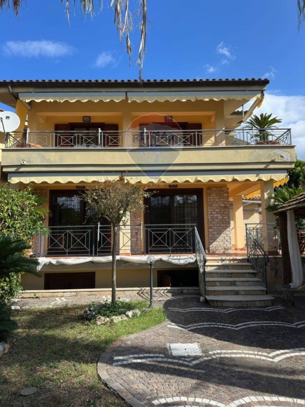 casa indipendente in vendita a Sperlonga