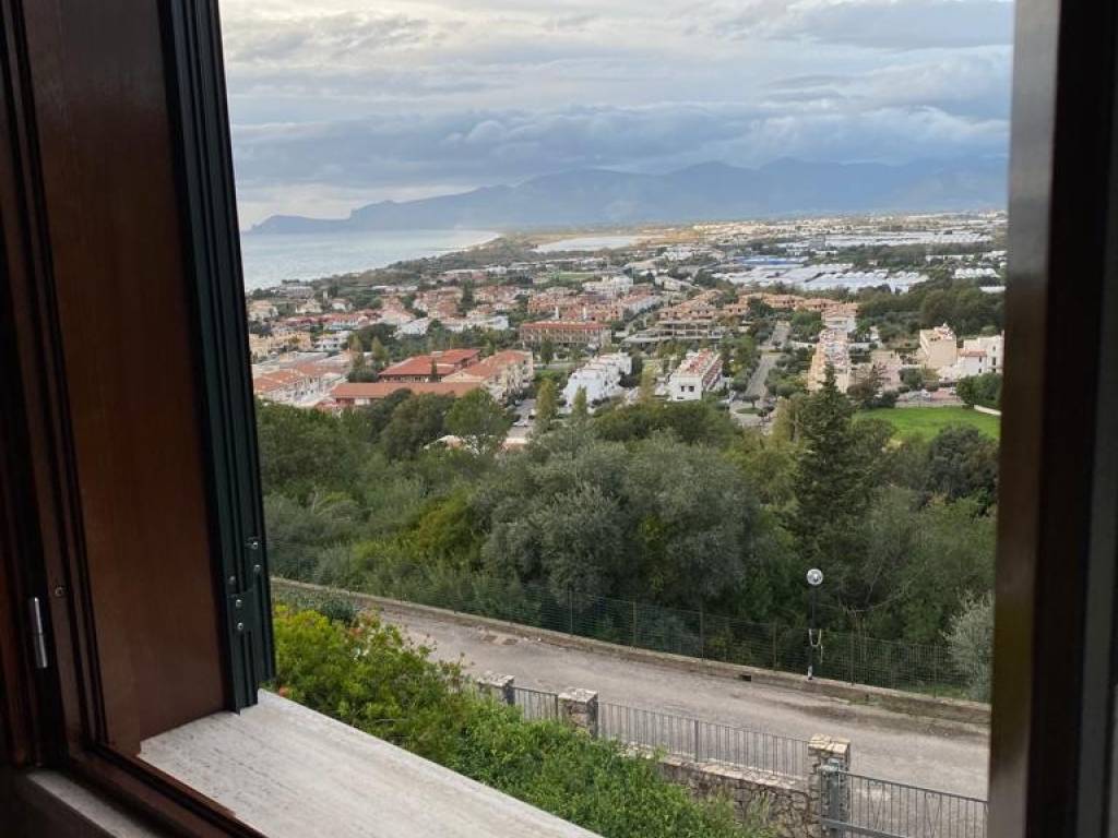 casa indipendente in vendita a Sperlonga