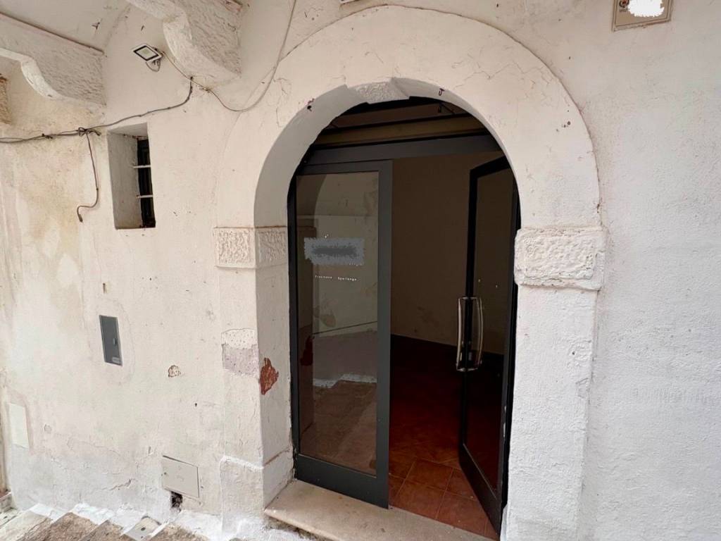 negozio in vendita a Sperlonga