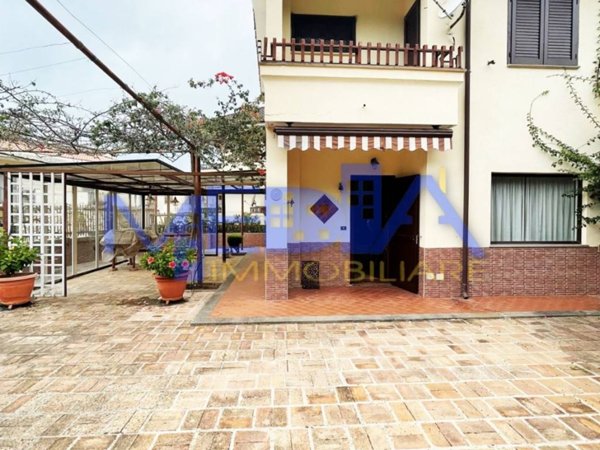 casa indipendente in vendita a Sperlonga