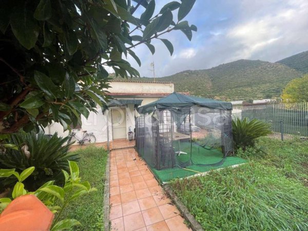 casa indipendente in vendita a Sperlonga